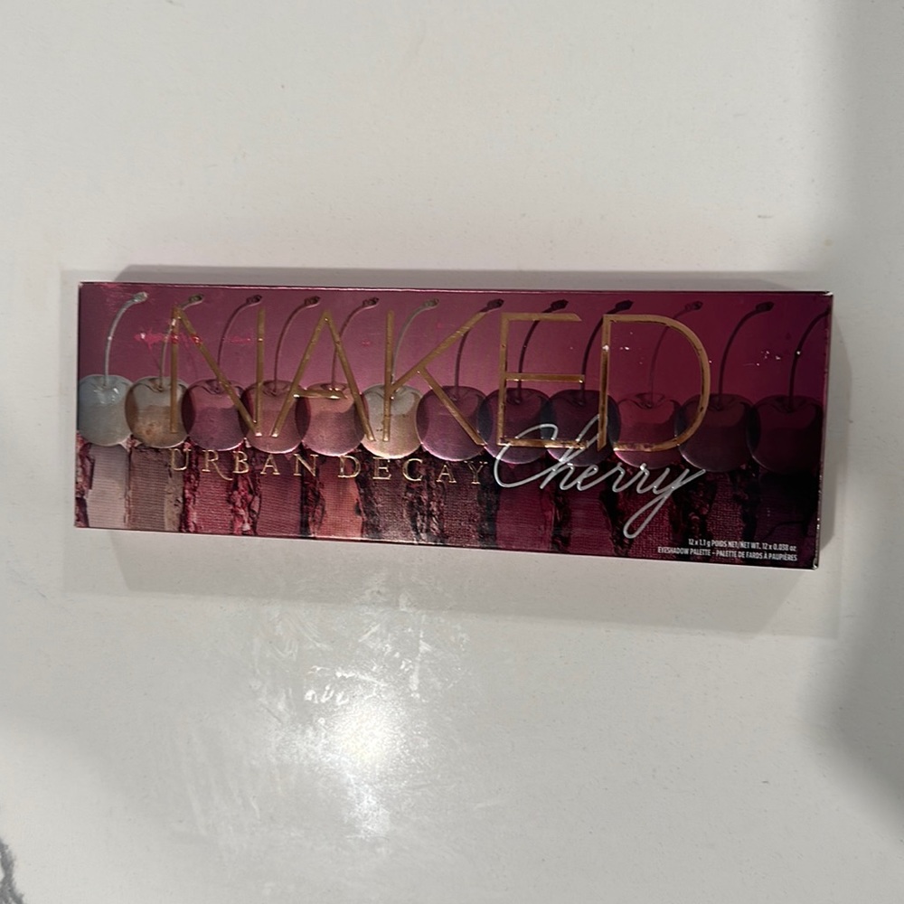 New in package authentic Urban Decay Cherry Pallett.